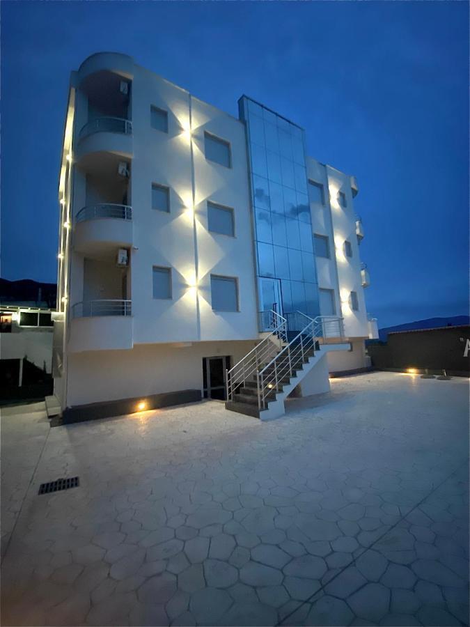 AL Hotel Vlorë Buitenkant foto